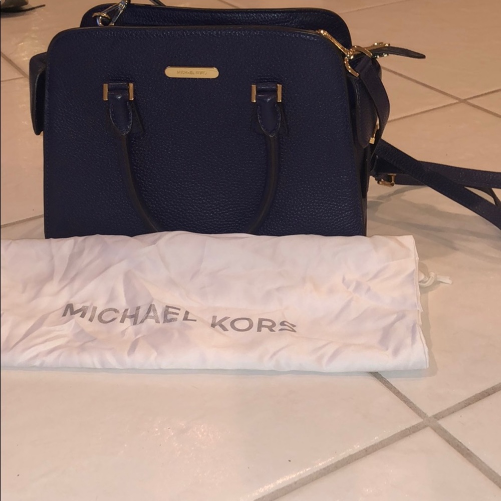 Michael Kors Large Hand bag with removable strap